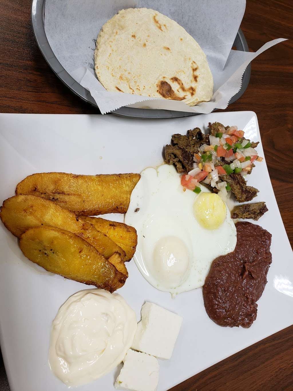 MI LINDA HONDURAS RESTAURANTE | 10818 Dennis Rd #101, Dallas, TX 75229, United States | Phone: (214) 915-8836