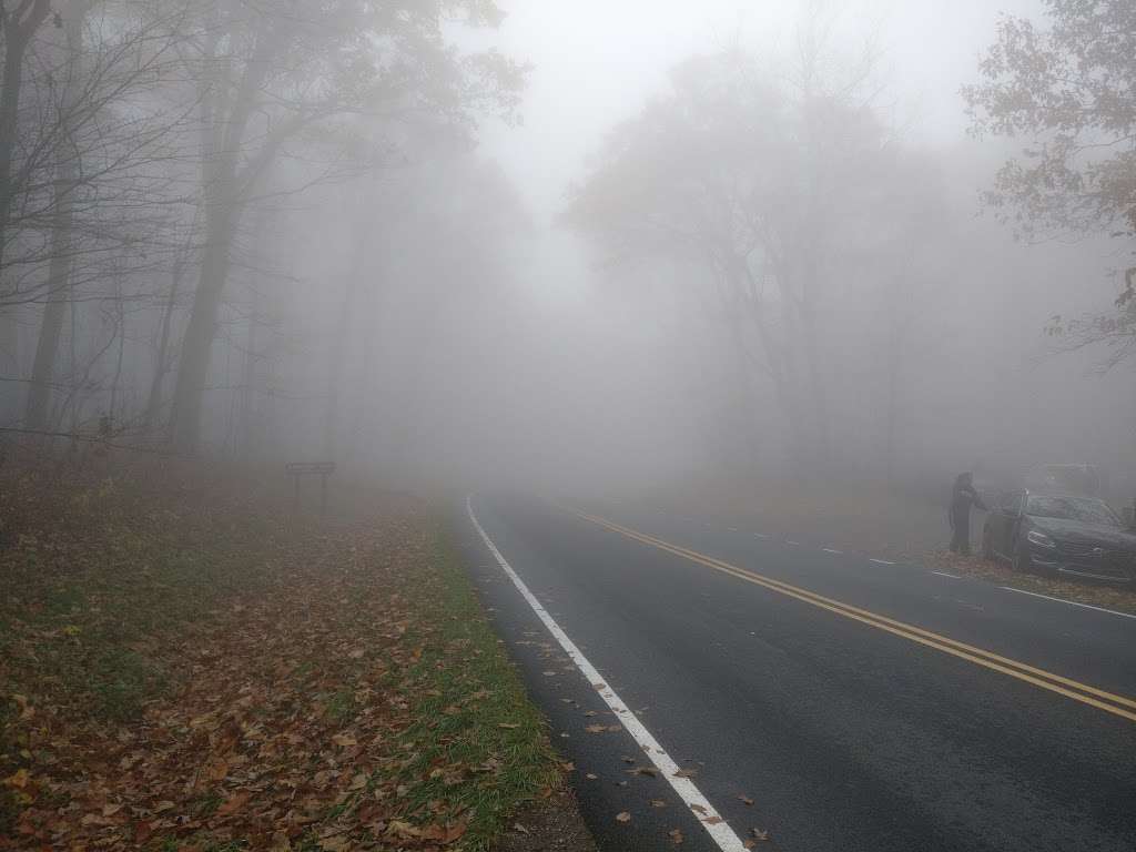 Compton Gap Parking Lot | Huntly, VA 22640, USA