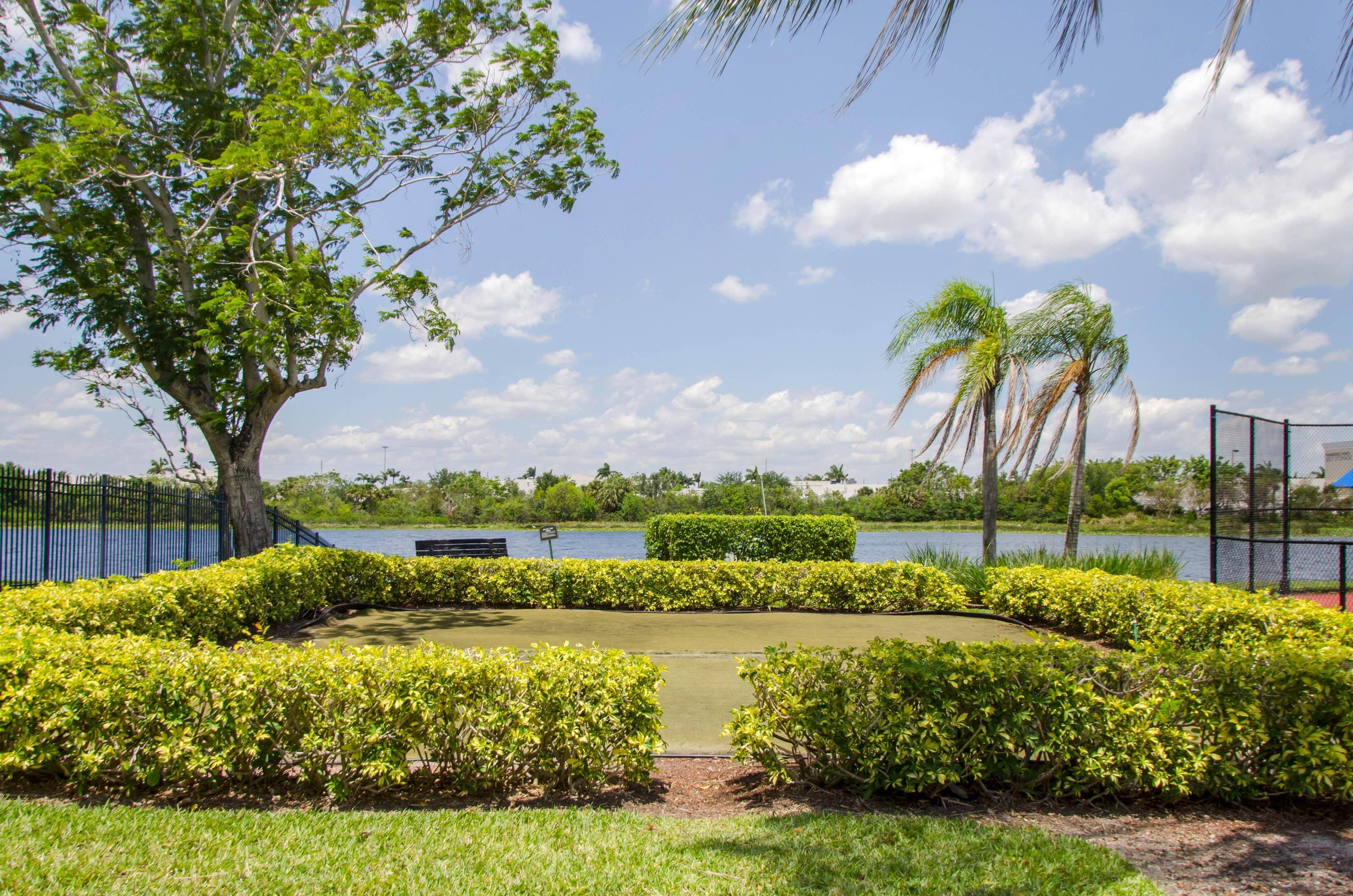 The Winston Apartments | 11099 SW 5th St, Pembroke Pines, FL 33025, United States | Phone: (954) 538-1920
