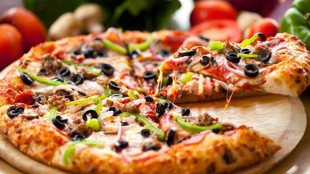 Adagios Pizza Factory | 2052 Silver Lake Rd NW, New Brighton, MN 55112, USA | Phone: (651) 631-8430