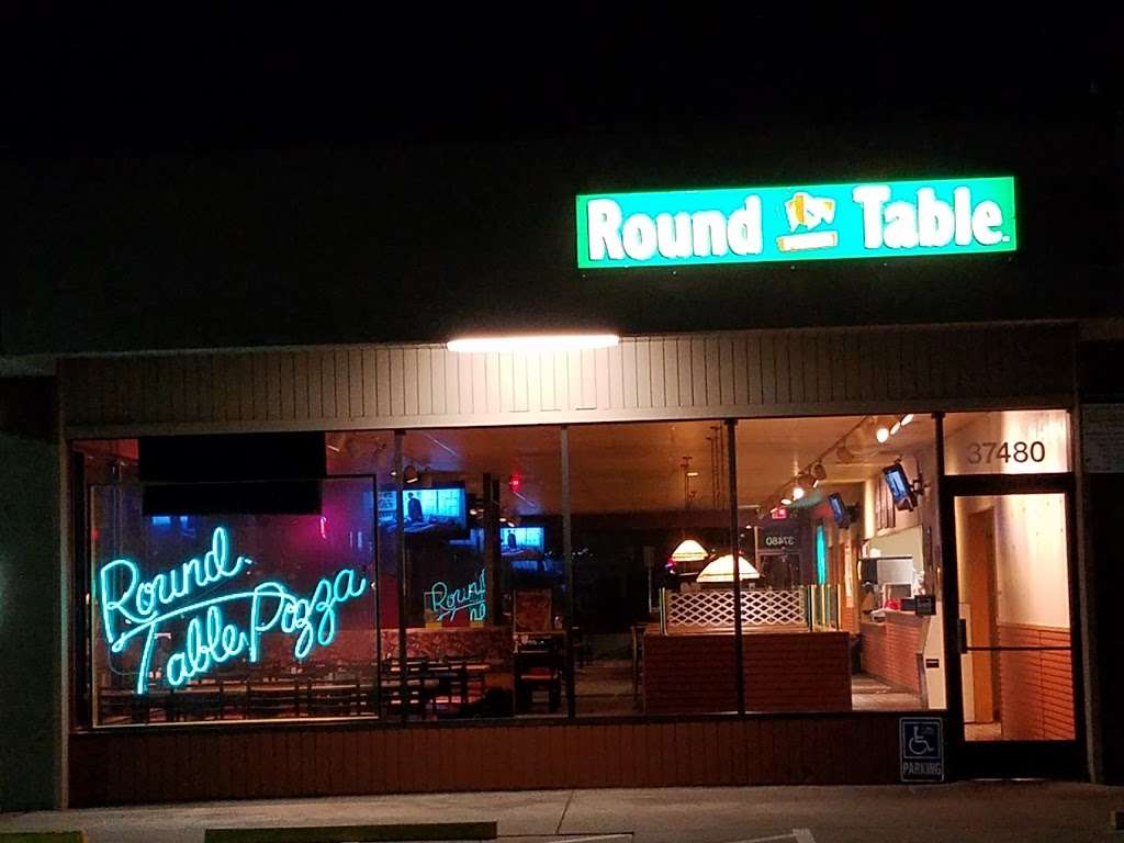 Round Table Pizza | 3909 Thornton Ave, Fremont, CA 94536, USA | Phone: (510) 793-9393