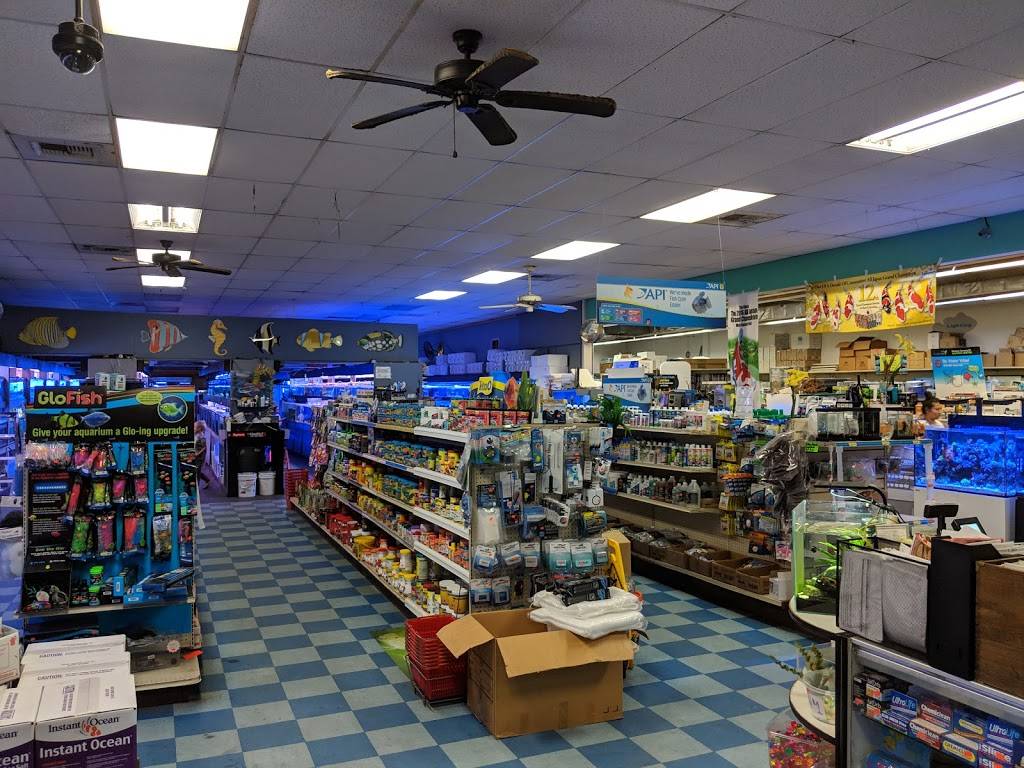 Tongs Tropical Fish & Pets | 8976 Warner Ave, Fountain Valley, CA 92708, USA | Phone: (714) 842-2733