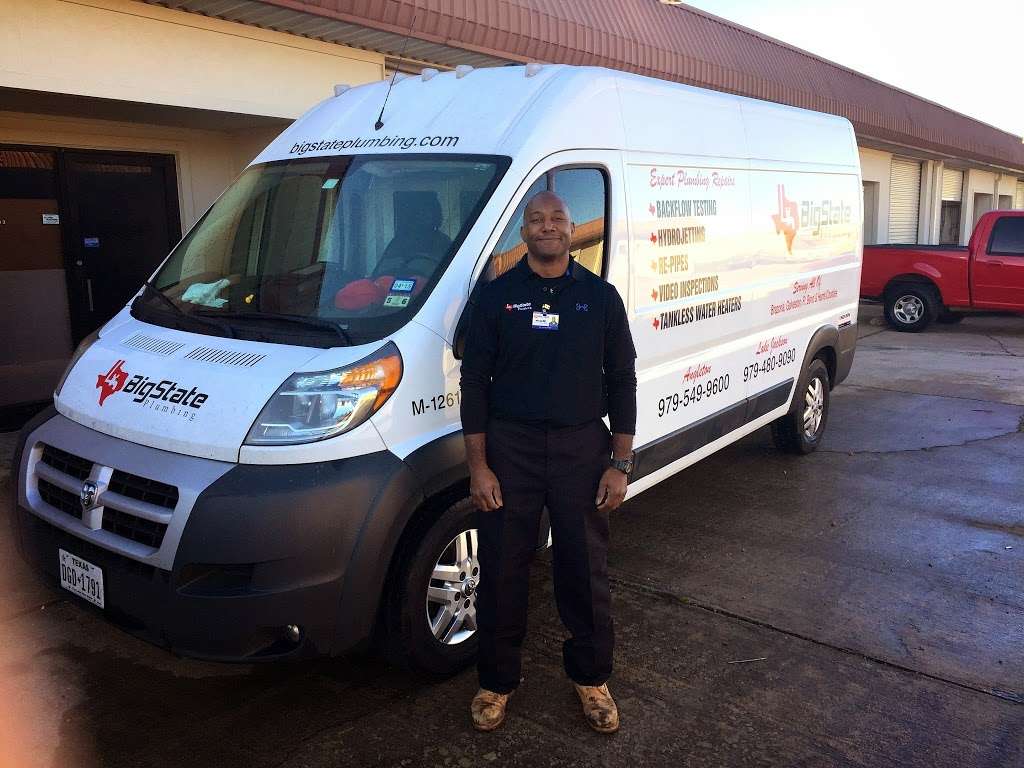 Big State Plumbing | 2021 S Velasco St, Angleton, TX 77515, USA | Phone: (979) 549-9600