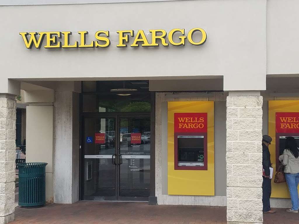Wells Fargo Bank | 50 E Wynnewood Rd, Wynnewood, PA 19096, USA | Phone: (610) 649-4330