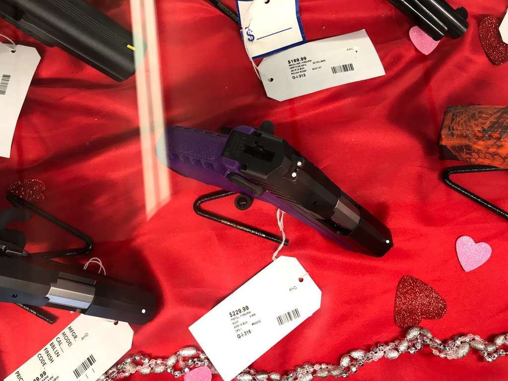 JDS Pawn Shop and Guns | 1052 HWY 92 W, Auburndale, FL 33823, USA | Phone: (863) 268-6442