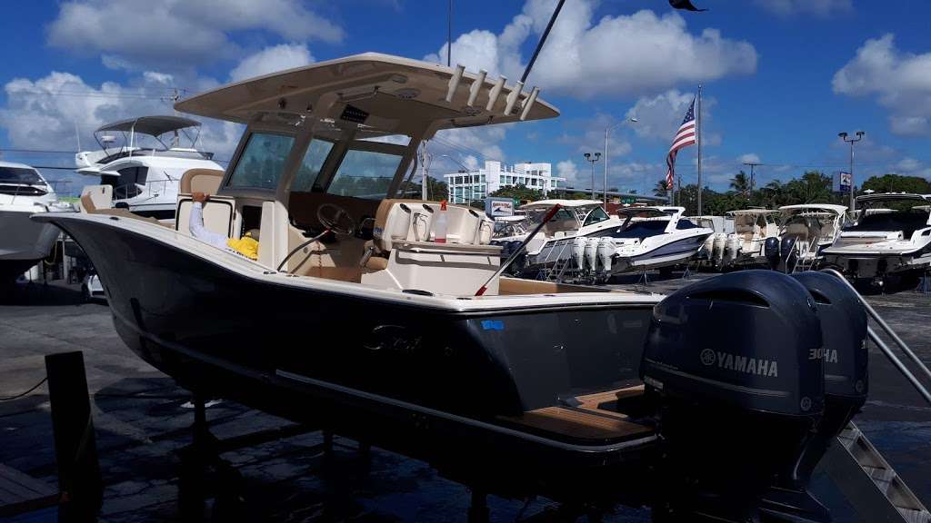 MarineMax Miami | 700 NE 79th St, Miami, FL 33138, USA | Phone: (305) 758-5786