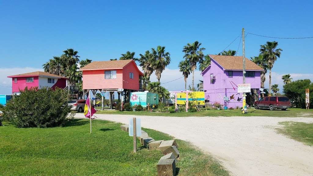 Crystal Beach Cabanas | 1014b Lakewood Dr, Galveston, TX 77550, USA | Phone: (832) 228-7221