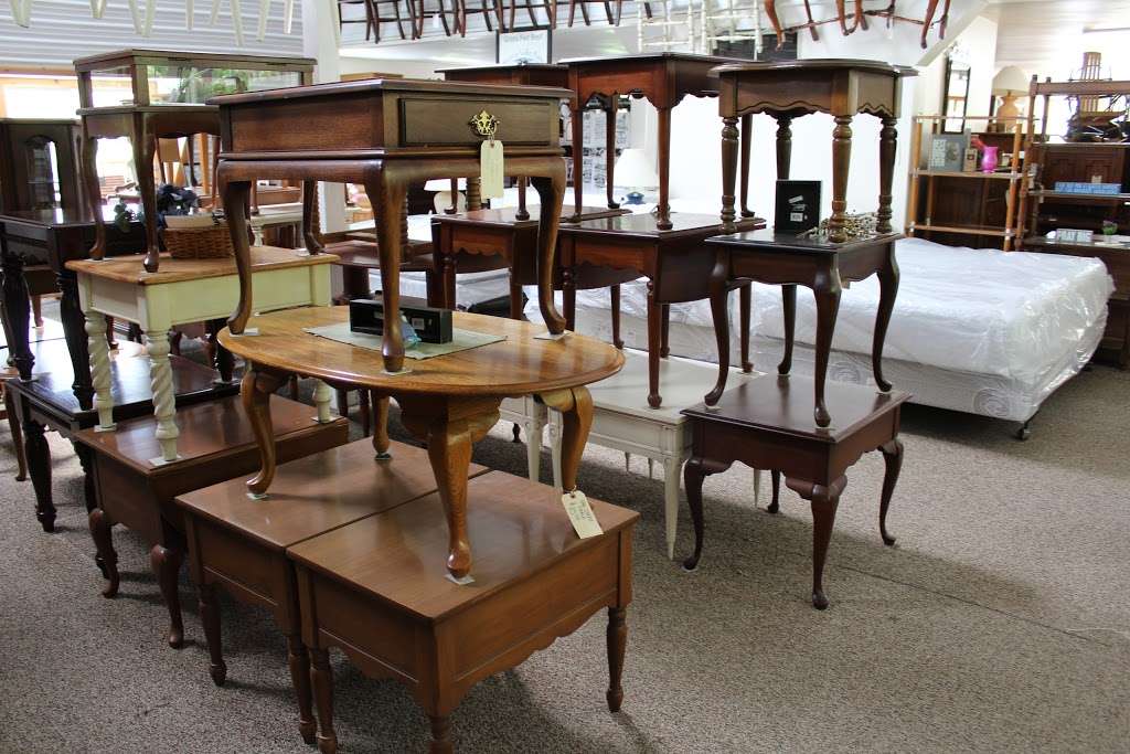 HomePlace Furniture | 839 May Post Office Rd, Strasburg, PA 17579, USA | Phone: (717) 947-8225