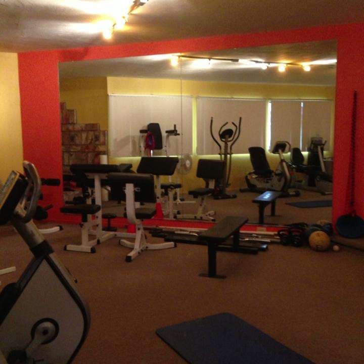 Healthifit A personal training gym | 2463 Newport Ave, Cardiff, CA 92007, USA | Phone: (760) 525-3534