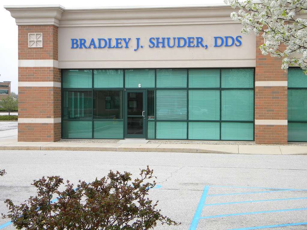 Bradley J Shuder DDS | 549 E County Line Rd Ste G, Greenwood, IN 46143 | Phone: (317) 881-9364