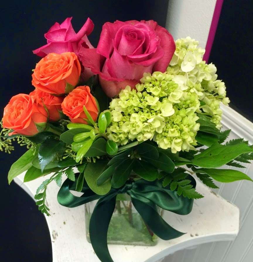 Kelilabee Flower Company | 11914 Elm Ln #140, Charlotte, NC 28277, USA | Phone: (704) 900-8949