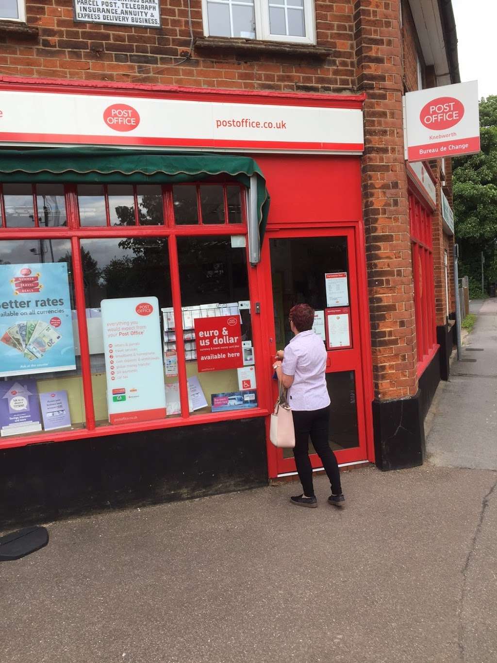 Knebworth Post Office | 1 St Martins Rd, Knebworth SG3 6ER, UK | Phone: 01438 812301