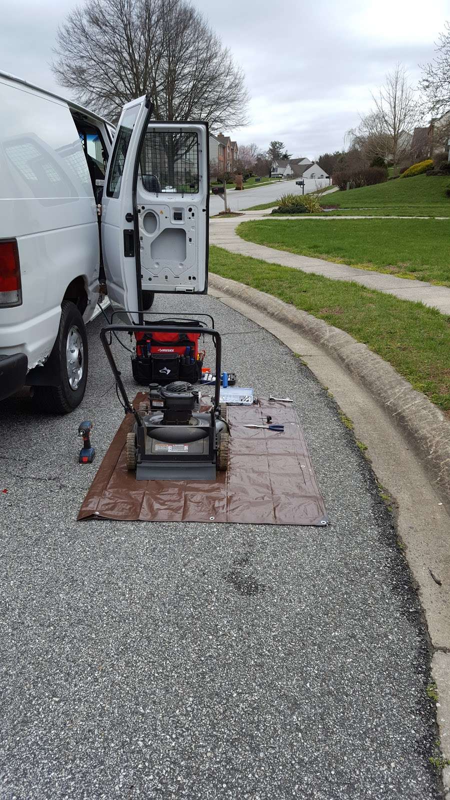 Mobile Lawnmower, Small Engine and Generator Repair Service | 230 Point to Point Square Suite A, Bel Air, MD 21015 | Phone: (410) 454-8216