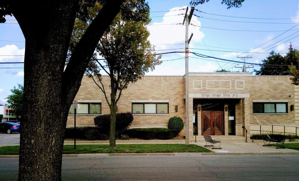 Lubavitch Chabad of Skokie | 4059 Dempster Street, Skokie, IL 60076, USA | Phone: (847) 677-1770