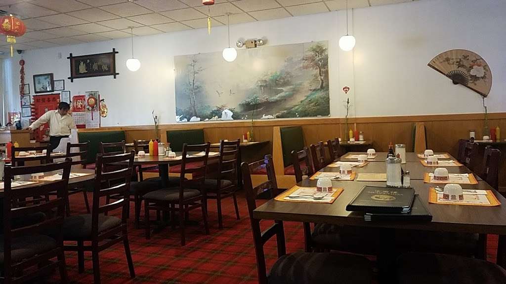 New Hunan Restaurant | 150 S Kennedy Dr #12, Carpentersville, IL 60110, USA | Phone: (847) 428-3331