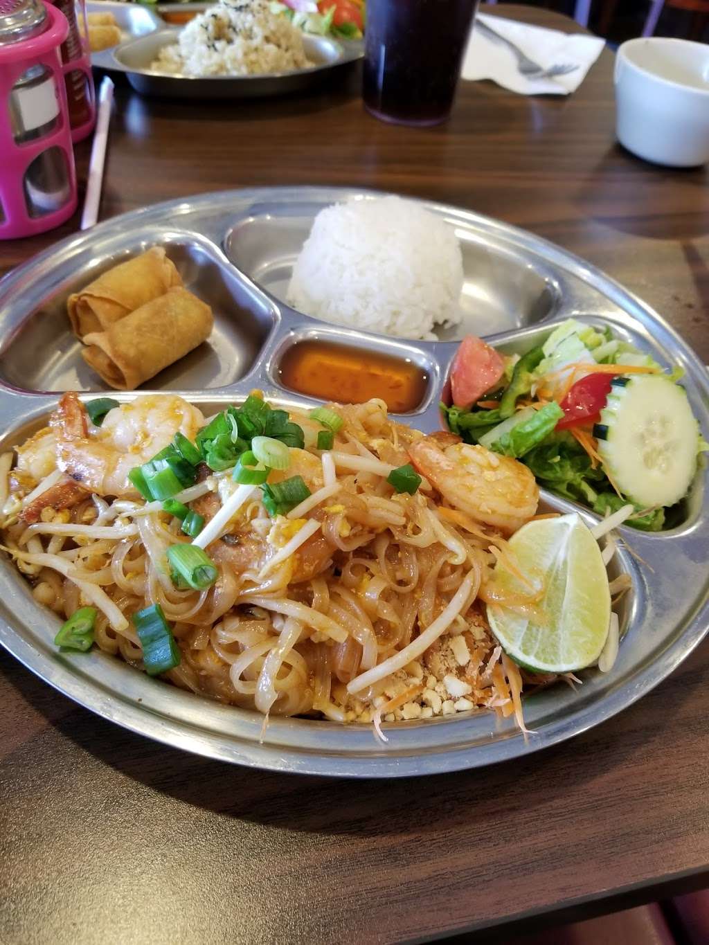 Thai Fiesta Cafe | 8408 Alondra Blvd, Paramount, CA 90723, USA | Phone: (562) 788-3016