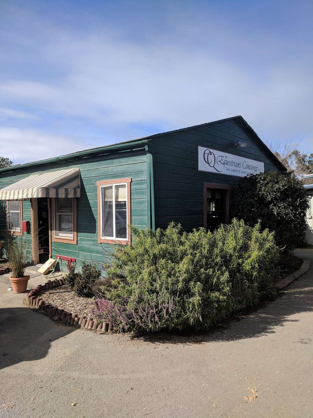 The Equestrians Concierge | 7600 Lakeville Hwy, Petaluma, CA 94954, USA | Phone: (707) 778-1113