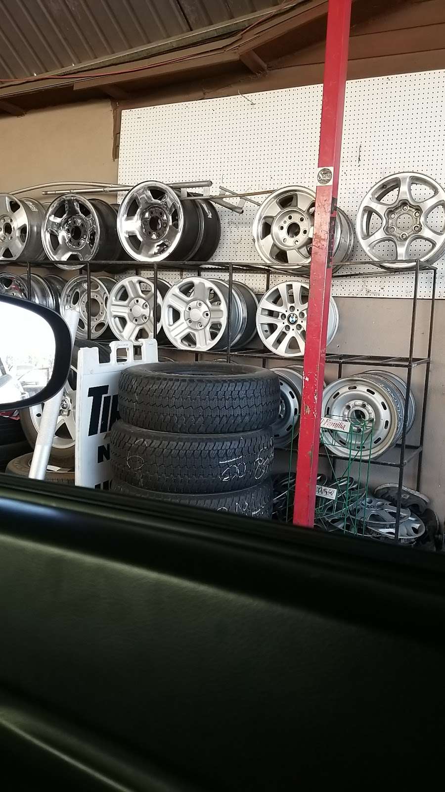 Valley Tire Center | 1733, 18131 Valley Blvd, Bloomington, CA 92316, USA | Phone: (909) 999-9999