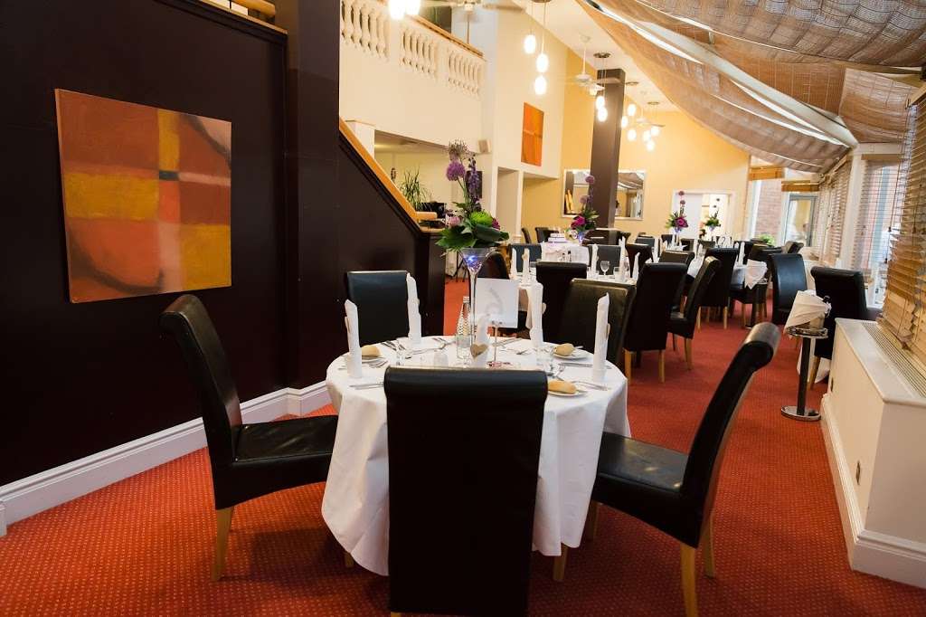 The Atrium Brasserie at Kingston Lodge Hotel | 94 Kingston Hill, Kingston upon Thames KT2 7NP, UK | Phone: 020 8541 4481