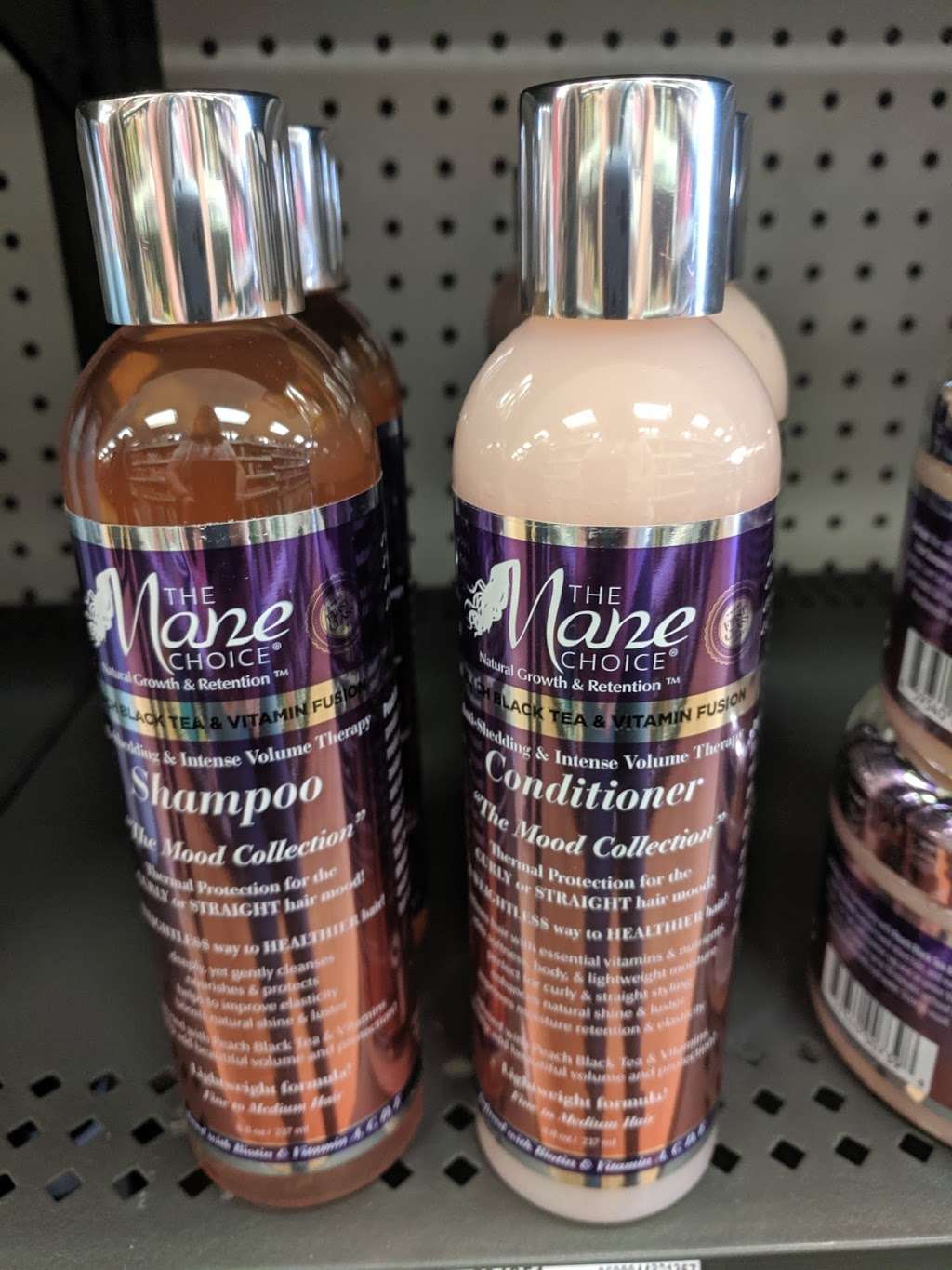 Sally Beauty | 16750 W Bluemound Rd #D, Brookfield, WI 53005, USA | Phone: (262) 784-8322