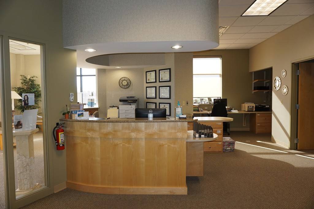 Lakeland Family Dental of Oconomowoc | 1300 N, Summit Ave #101, Oconomowoc, WI 53066, USA | Phone: (262) 567-1323