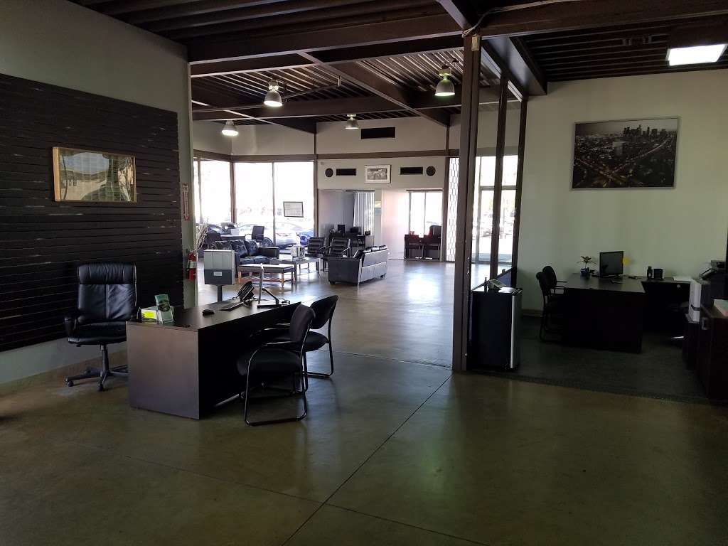 California Motors Direct | 2345 N Grand Ave, Santa Ana, CA 92705, USA | Phone: (714) 515-6100