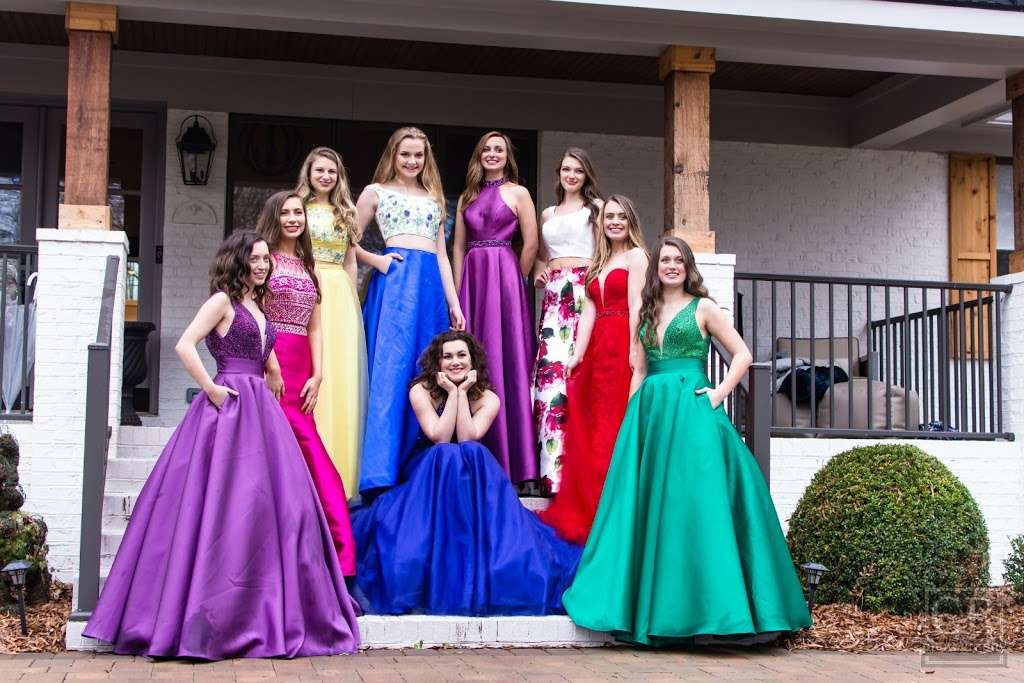 Simply Jane Formals - Prom, Pageant and Tuxedos | 1135 Stonecrest Blvd, Fort Mill, SC 29715, USA | Phone: (803) 415-7227