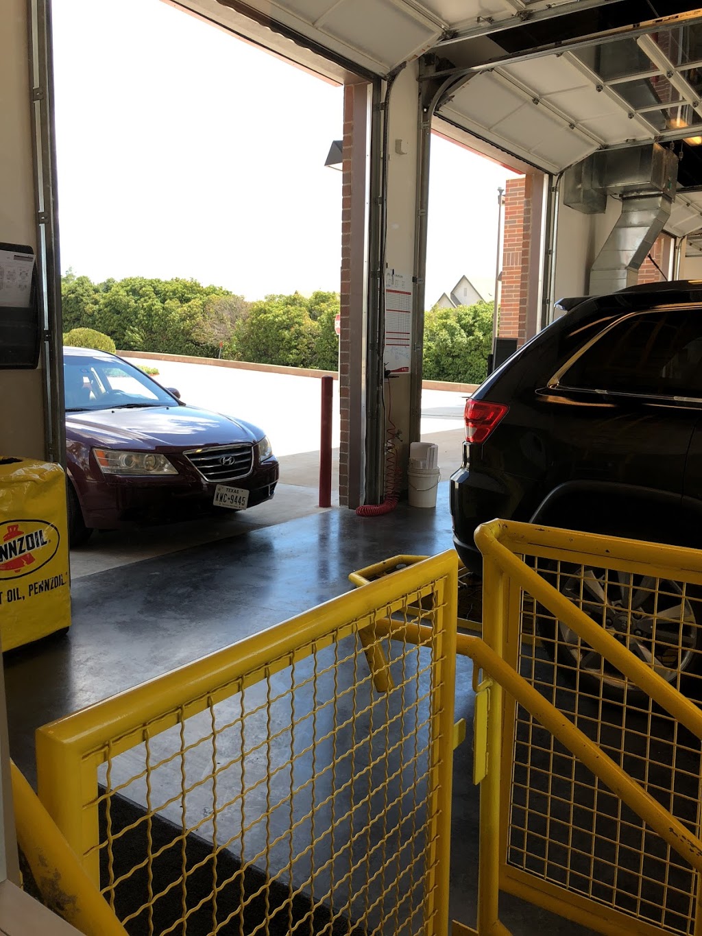 Jiffy Lube | 2201 W Campbell Rd, Garland, TX 75044, USA | Phone: (972) 496-0005