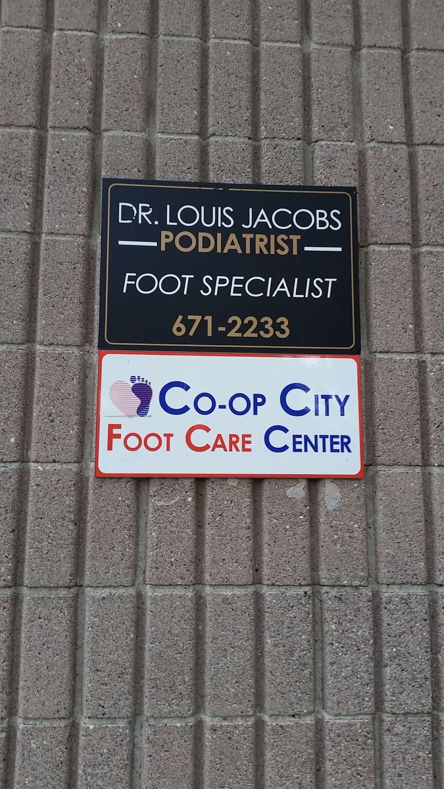 Co-Op City Foot Care Center | 4240 Hutchinson River Pkwy E, The Bronx, NY 10475, USA | Phone: (718) 671-2233