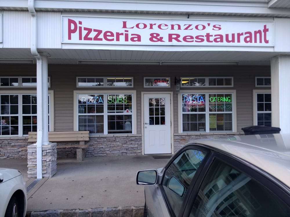 Lorenzos Pizza and Restaurant | 147 NJ-70, Toms River, NJ 08755, USA | Phone: (732) 905-9300
