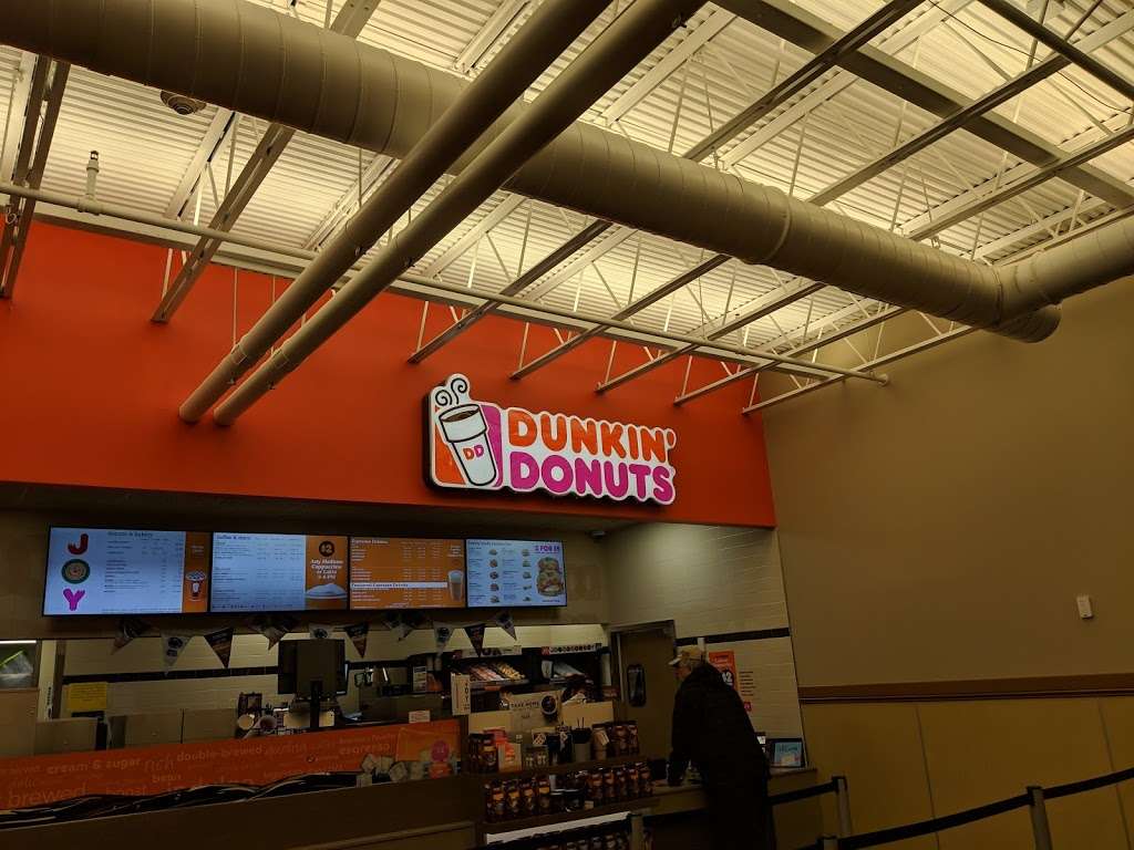 Dunkin | 16520 Lincoln Hwy, Breezewood, PA 15533, USA | Phone: (814) 735-7274