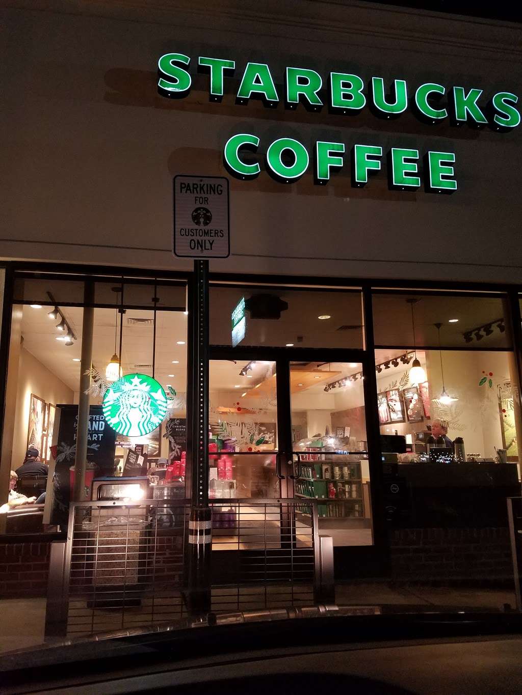 Starbucks | 774 Route 1 N, Iselin, NJ 08830, USA | Phone: (732) 596-9112