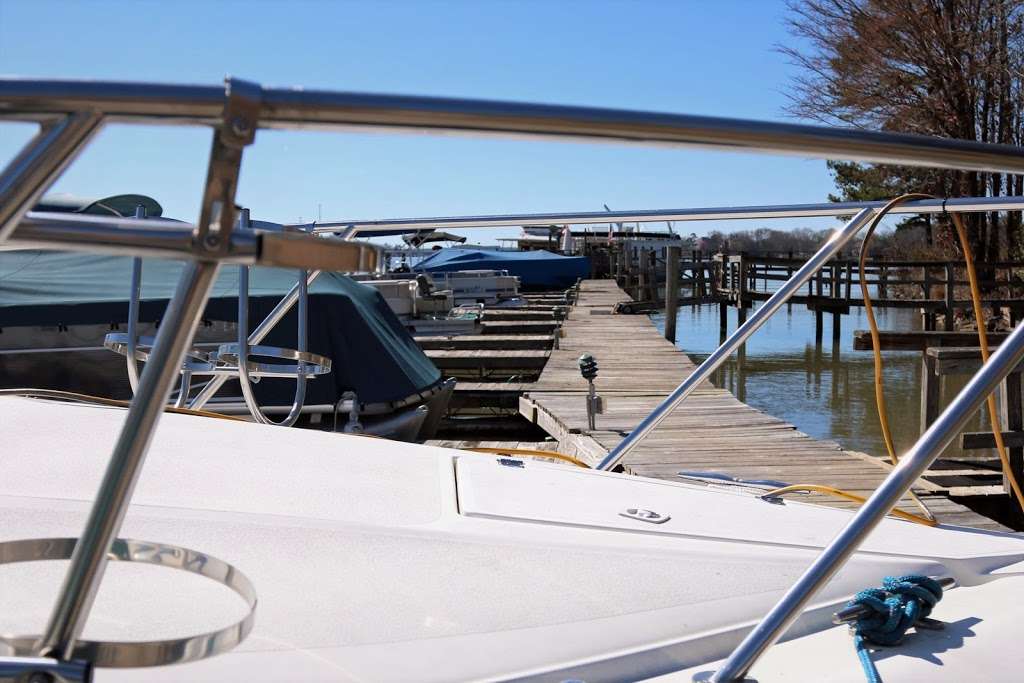 Long Cove Harbour, Lake Wylies ONLY All-Inclusive Marina, Water | 14627 Rainbarrel Rd, Charlotte, NC 28278, USA | Phone: (704) 233-7554