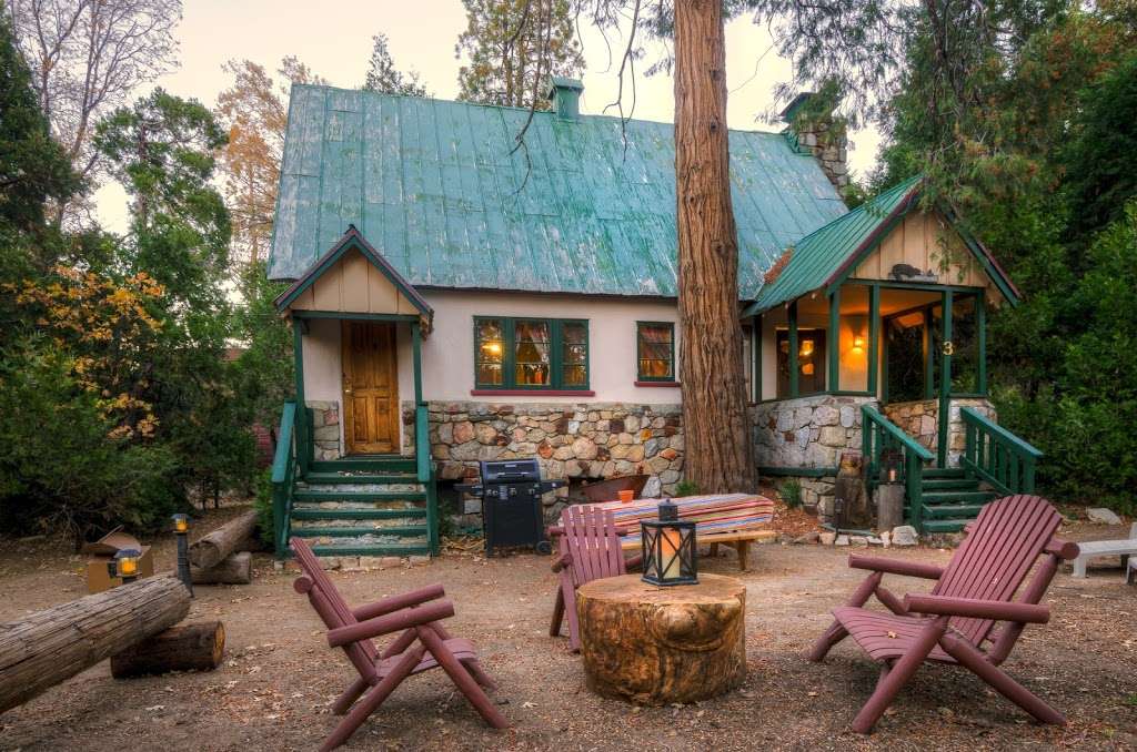 Arrowhead Pine Rose Cabins | 25994 CA-189, Twin Peaks, CA 92391, USA | Phone: (909) 337-2341