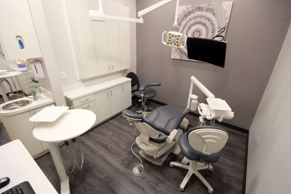 Family Dental Corner | 9111 Farm to Market Rd 723 #400, Richmond, TX 77406, USA | Phone: (832) 980-9111