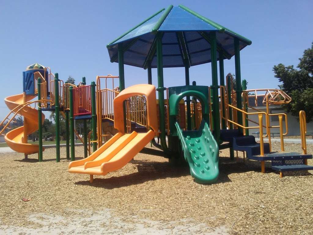 Ralph Welch Park | 1000 S. Buena Vista St, Pomona, CA 91766, USA | Phone: (909) 620-2311