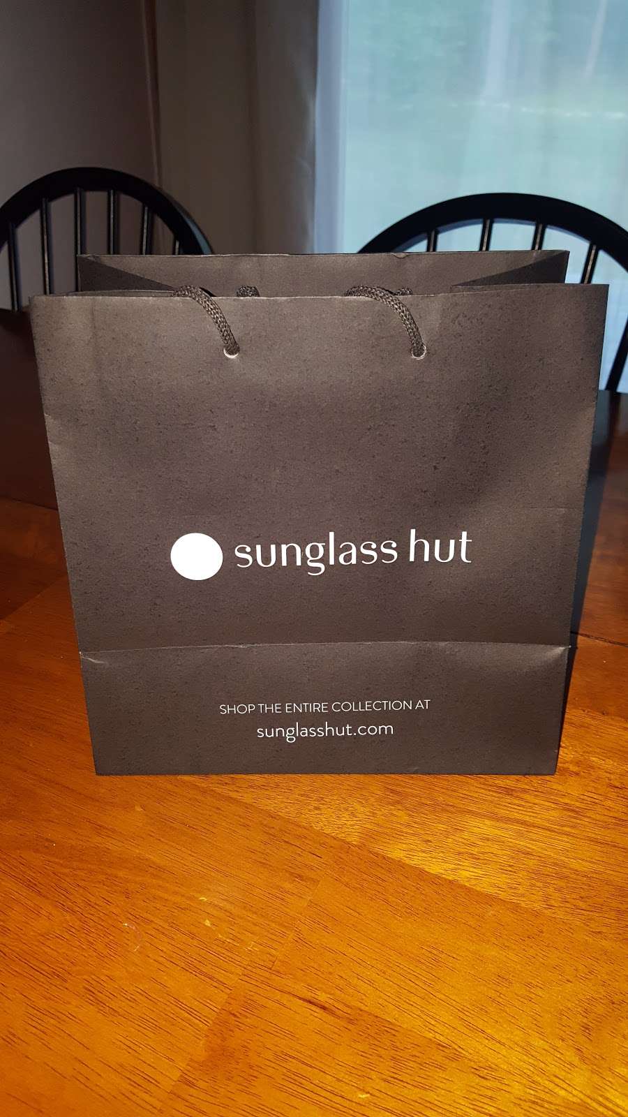 Sunglass Hut | 80 Premium Outlets Blvd Spc 601, Merrimack, NH 03054, USA | Phone: (603) 424-6731