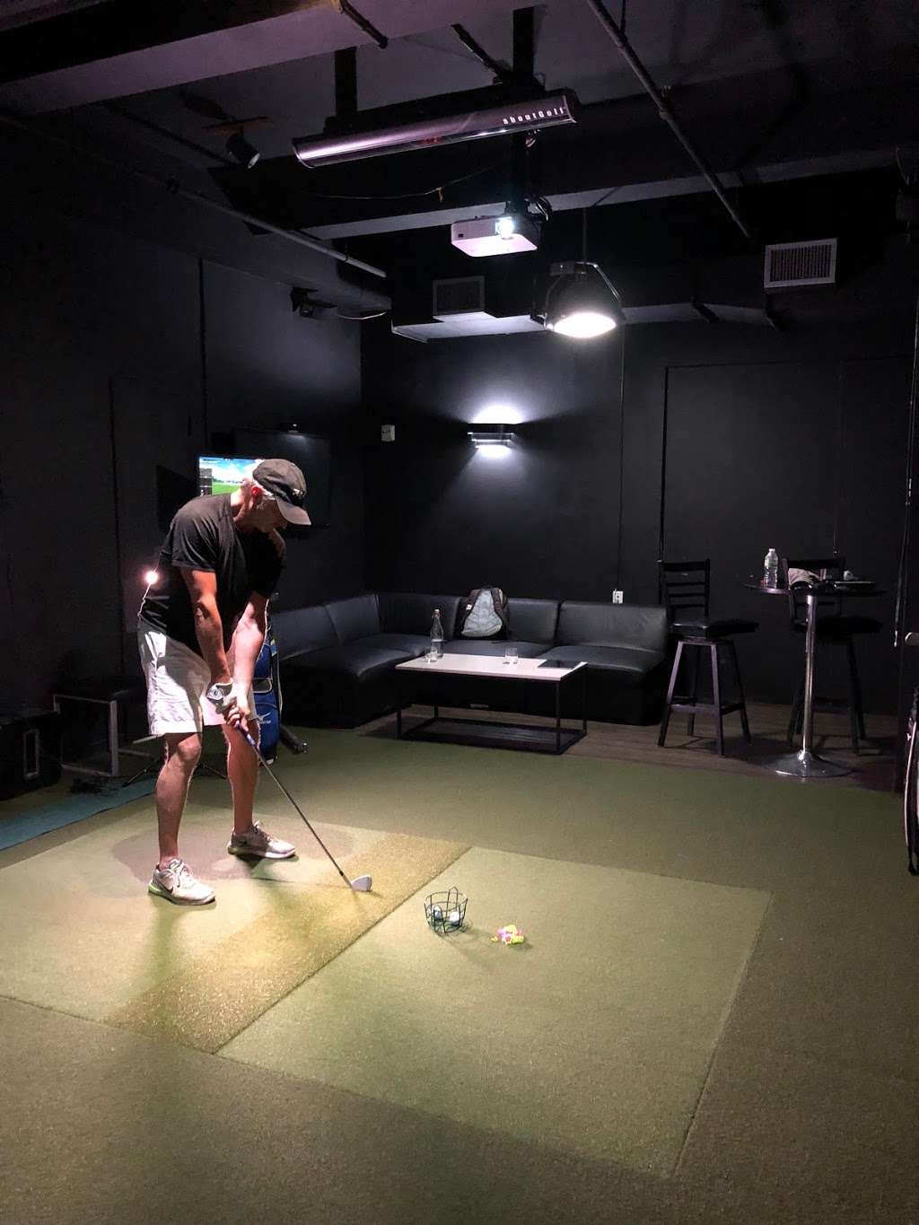 Evan Cather - Upper East Side Golf Lessons - Midtown Location | 108 W 39th St Rm 310, New York, NY 10018 | Phone: (309) 310-2150