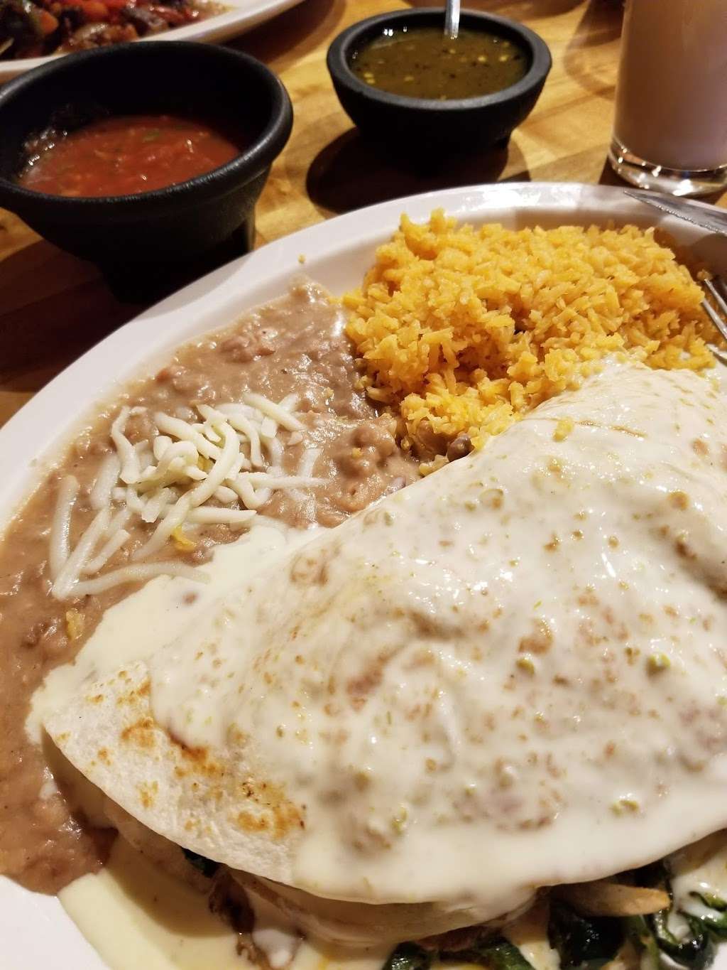 El Chaparral Mexican Restaurant | 7849 Taft St, Merrillville, IN 46410 | Phone: (219) 472-0328