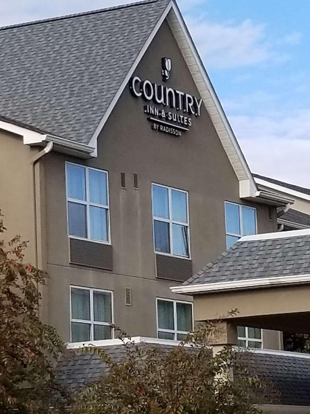 Country Inn & Suites by Radisson, Charlotte I-485 at Highway 74E | 2001 Mt Harmony Church Rd, Matthews, NC 28104, USA | Phone: (704) 846-8000
