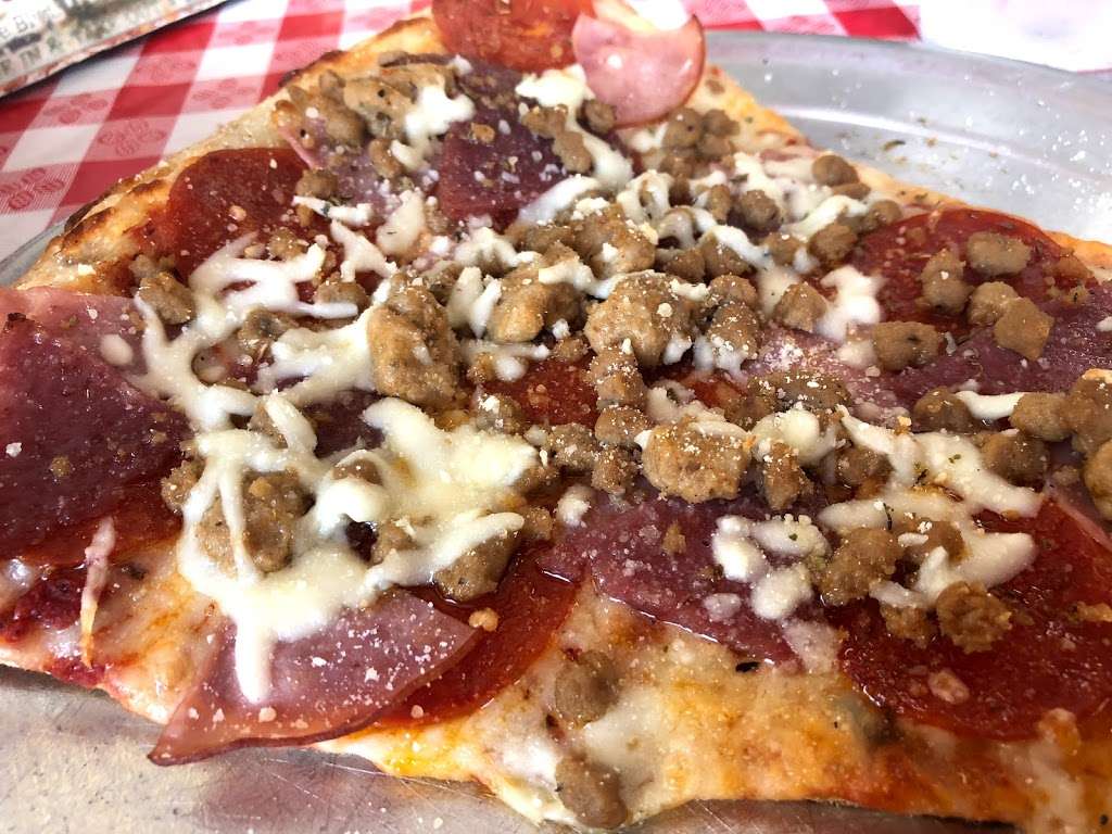 Two Guys Pizzeria | 2250 W Holcombe Blvd, Houston, TX 77030, USA | Phone: (713) 660-6262