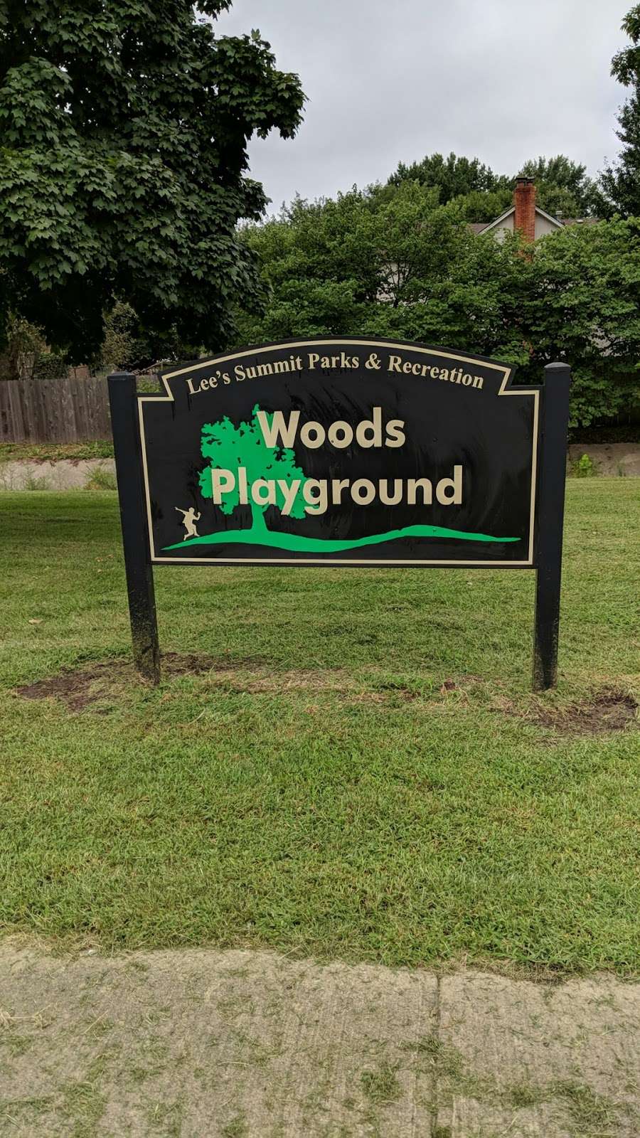 Woods Playground | Lees Summit, MO 64063