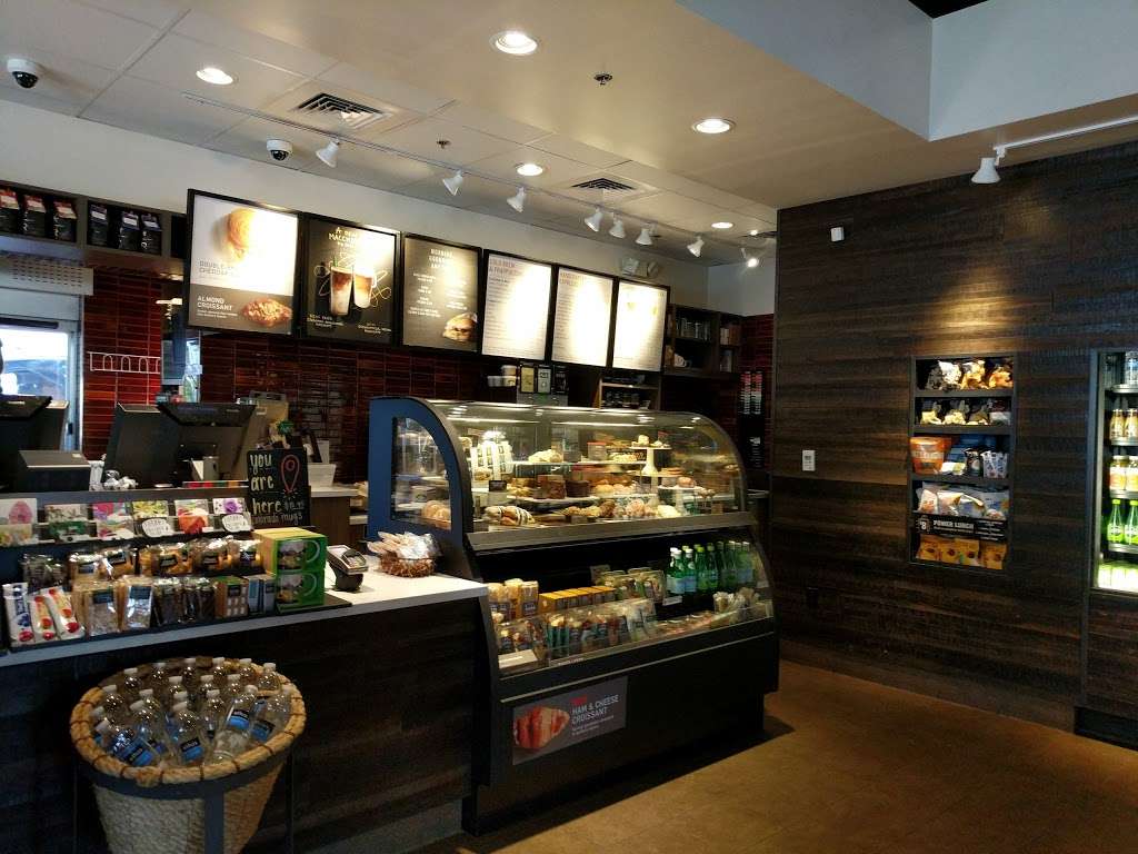 Starbucks | 9700 S Parker Rd Suite100, Parker, CO 80138, USA | Phone: (303) 840-0306