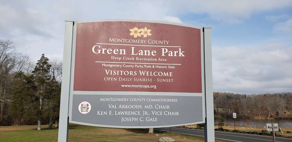 Green Lane Park - Parking - Deep Creek Rd & Snyder Rd | Perkiomen Trail, Green Lane, PA 18054