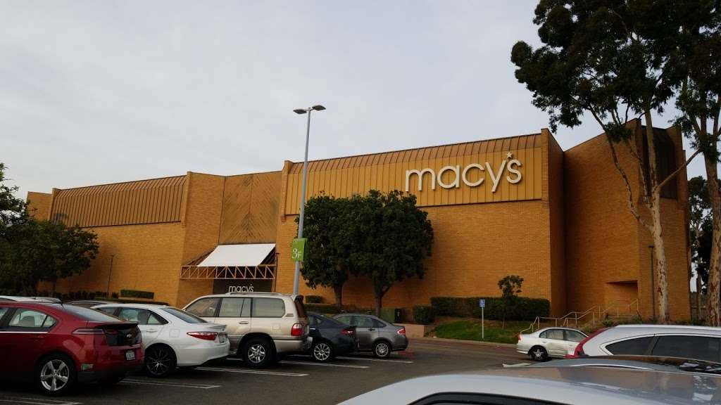 Macys | 4333 La Jolla Village Dr, San Diego, CA 92122 | Phone: (858) 453-2060