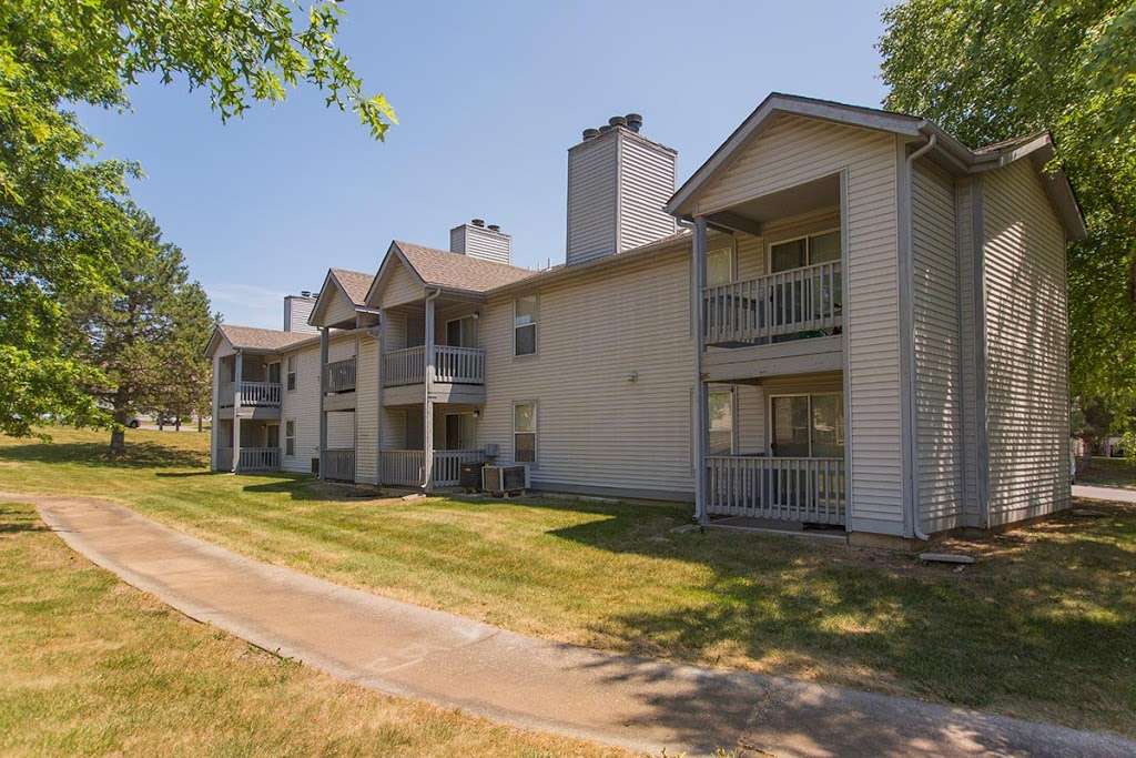 Bridgeport Apartments | 8426 E 108th St, Kansas City, MO 64134, USA | Phone: (816) 844-6694