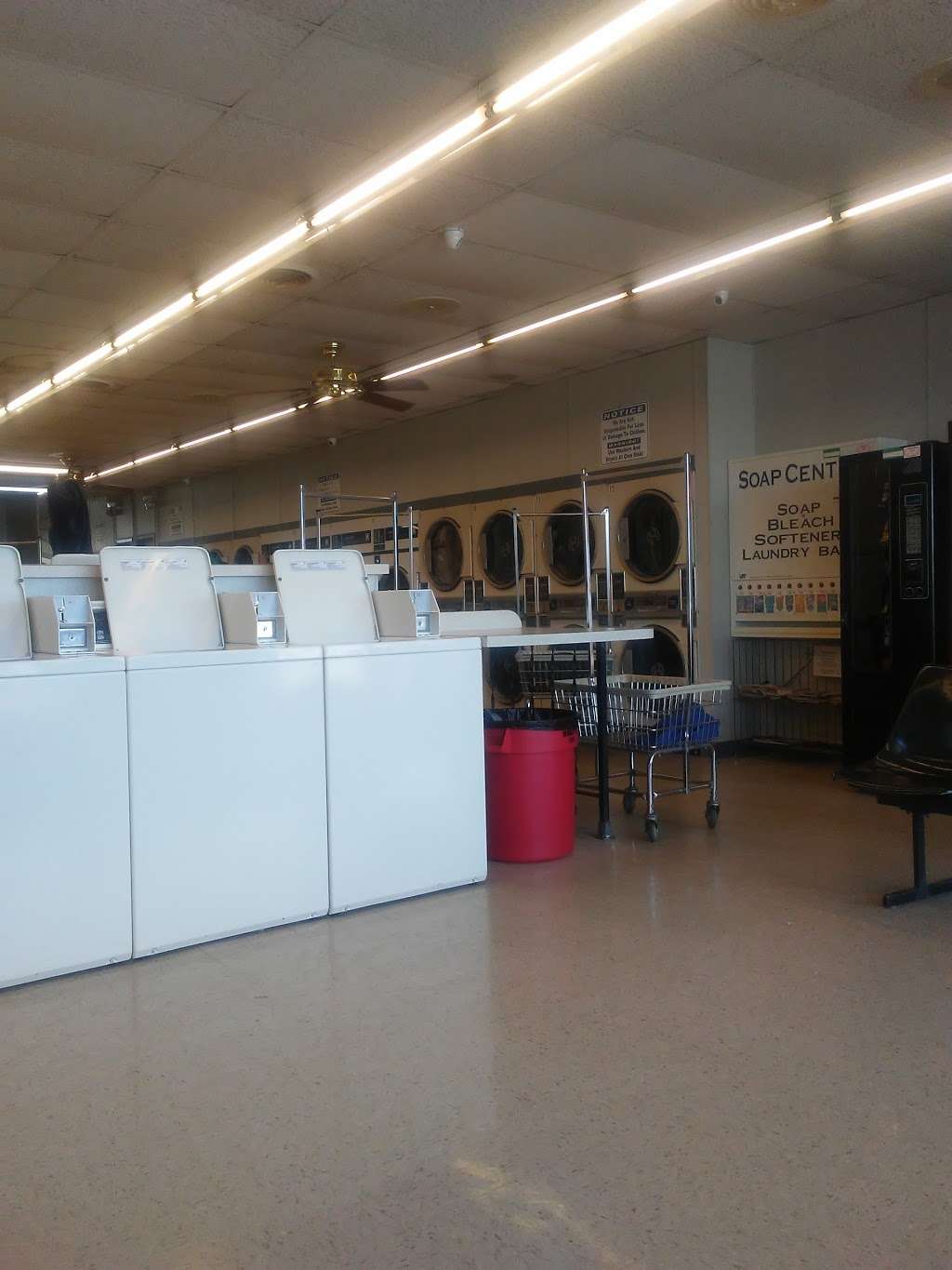Oakwood Laundromat | 19116 Burnham Ave, Lansing, IL 60438, USA