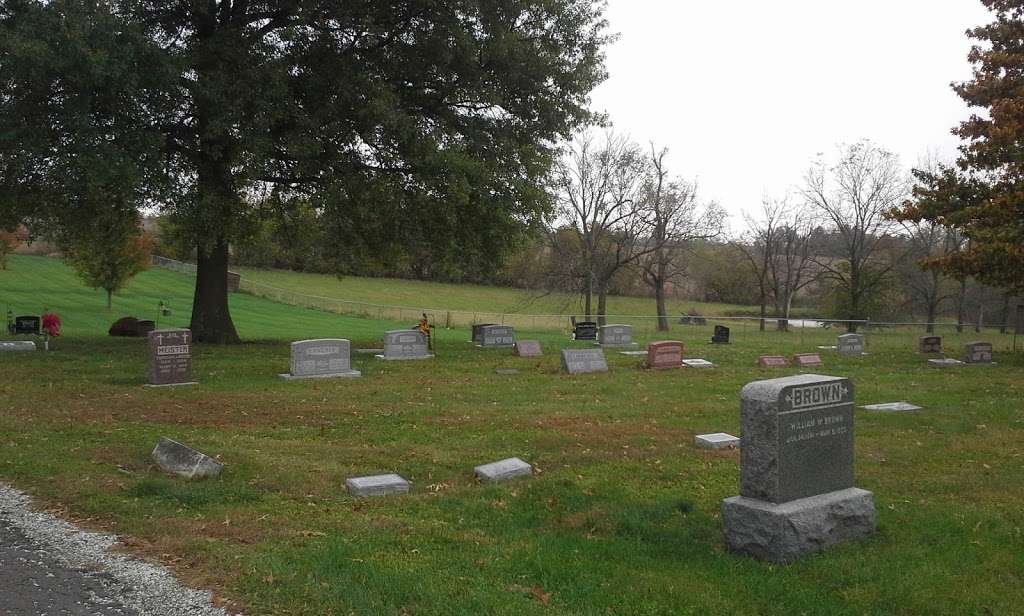 St. Josephs Cemetery | 707 N Bucklin Dr, Easton, MO 64443, USA