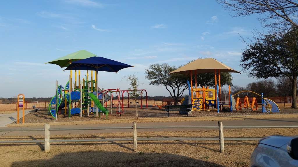 Lookout Park | 1600 E Lookout Dr, Richardson, TX 75082, USA | Phone: (972) 744-4300