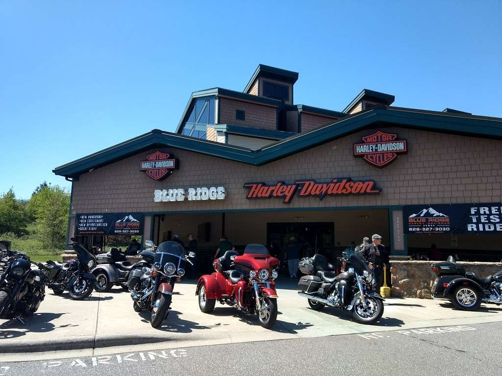 Blue Ridge Harley Davidson 2002 13th Ave Dr Se Hickory Nc 28602 Usa